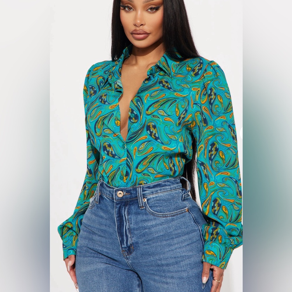 NWT BEAUTIFUL Vibrant Paisley Blouse 2X